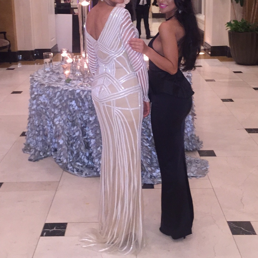 Sequins nude dress